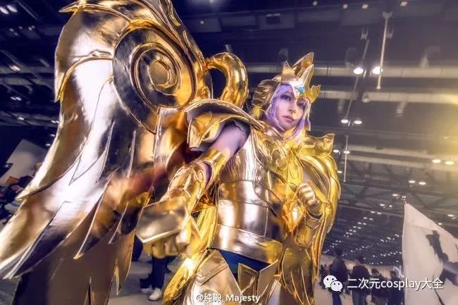 圣斗士星矢白羊宫穆先生cos童年偶像装备流帅了我一脸
