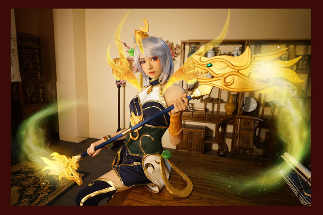 拉克丝新皮肤春晖神女COSPLAY,金光闪闪仙气十足!