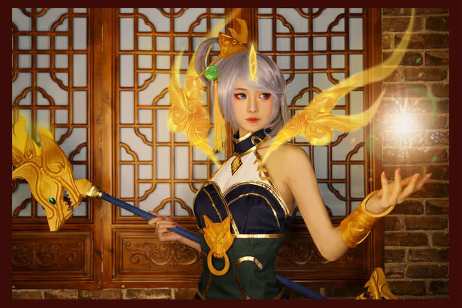 拉克丝新皮肤春晖神女COSPLAY,金光闪闪仙气十足!