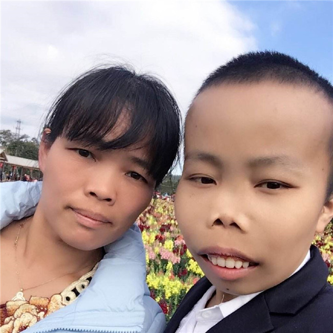 陈山怎么不玩快手了,被被封号了吗?永久封号的