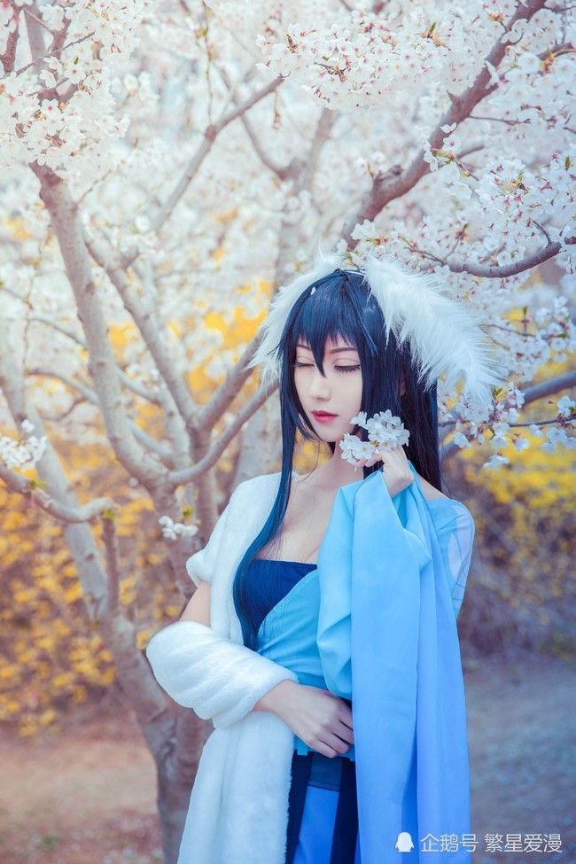 狐妖小红娘 涂山雅雅cosplay 漫展场照,高冷女王范