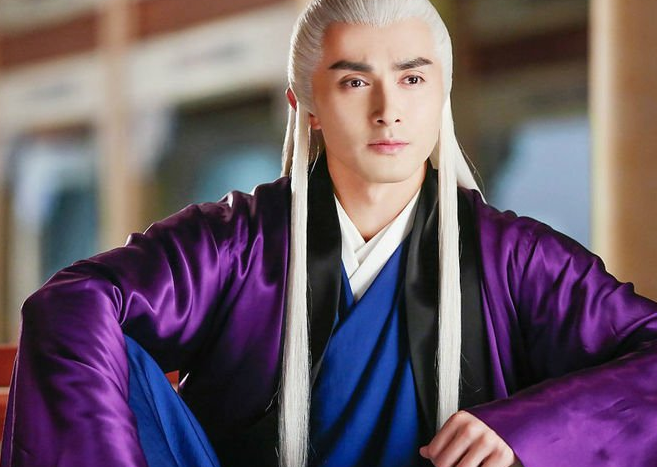 凤九对于当年东华同意与姬蘅的婚事,凤九想起