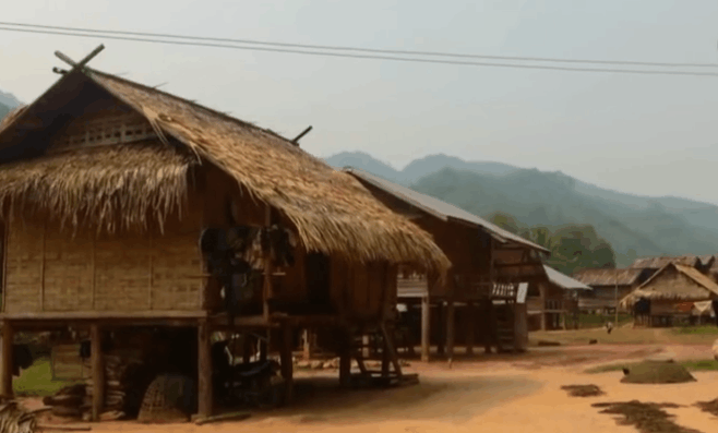 亚洲最穷的国家之一,老挝的农村生活,跟你想象