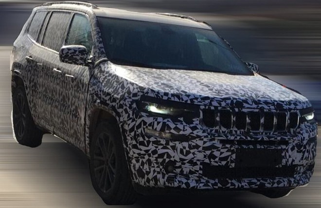 Jeep新7座SUV路试谍照曝光 或命名大指挥官