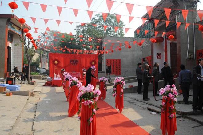 农村准备拆迁, 为了多拿到赔偿, 当地人能随便找个人结婚吗?