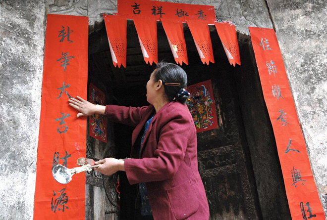 农村过年为什么要贴春联?有什么特别的寓意吗?
