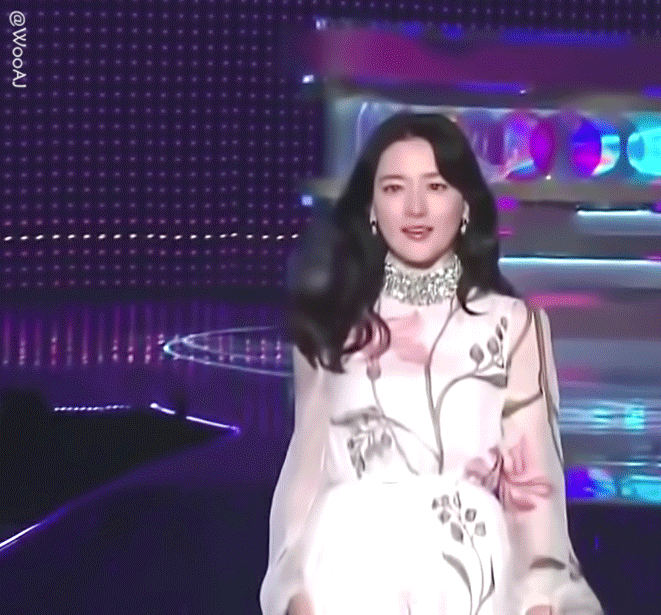 46岁的李英爱，现场状态跟少女一样！