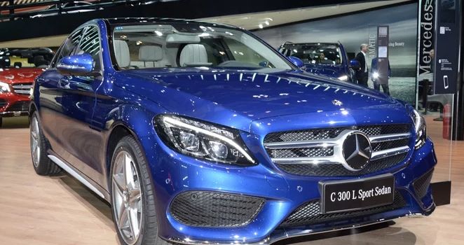 湖北男子 花4万元 买了一辆奔驰c级,开了3天后