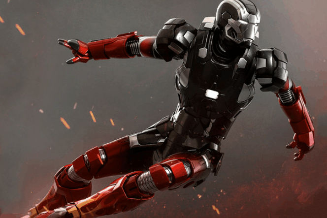 钢铁侠可以变色的一套战甲,酷似钢铁爱国者,但却更加实用!