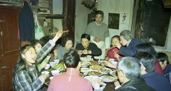 回忆90年代老百姓过年的真实场景,浓浓的年味