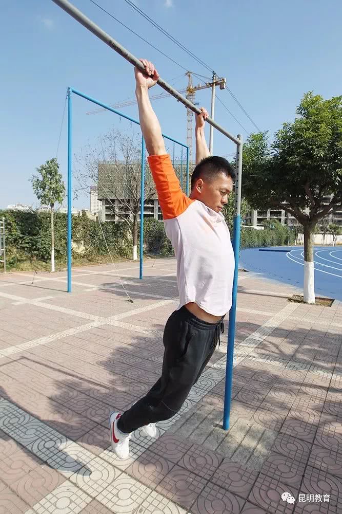 练好引体向上，健美身材你也能拥有!