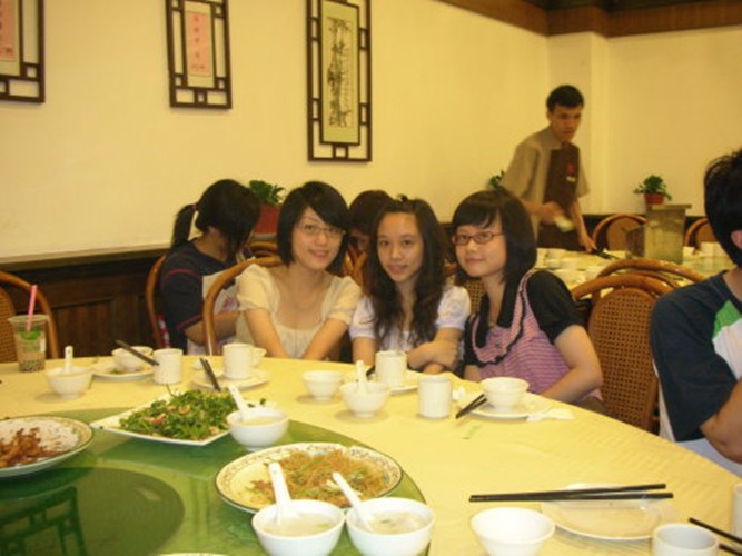 初中同学聚会中,这3种女生适合结婚,去参加,才能找到姻缘