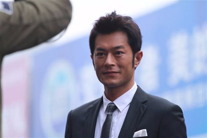 曾经从小陪伴我们长大的老一辈男神明星现在都怎么样