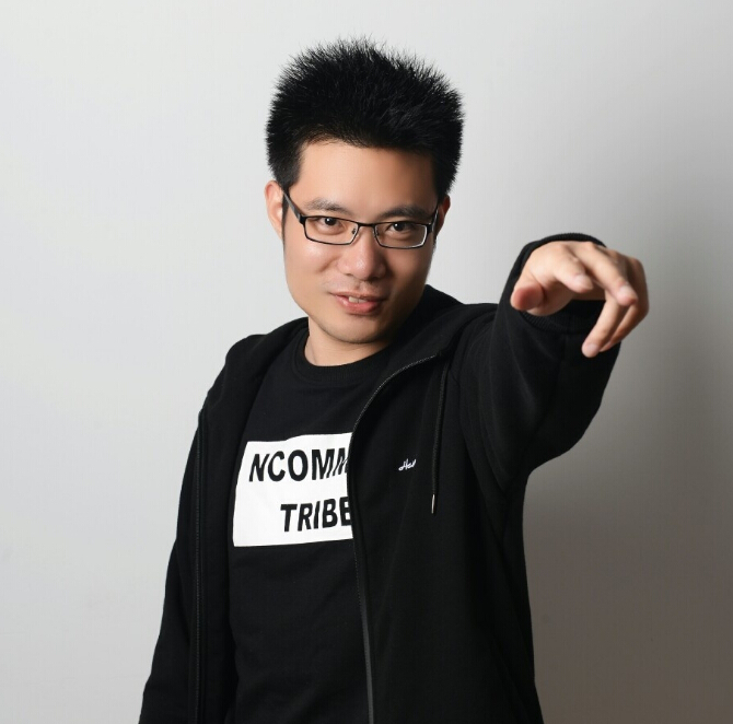 斗鱼主播叶音符评价大司马是娱乐主播 正方形