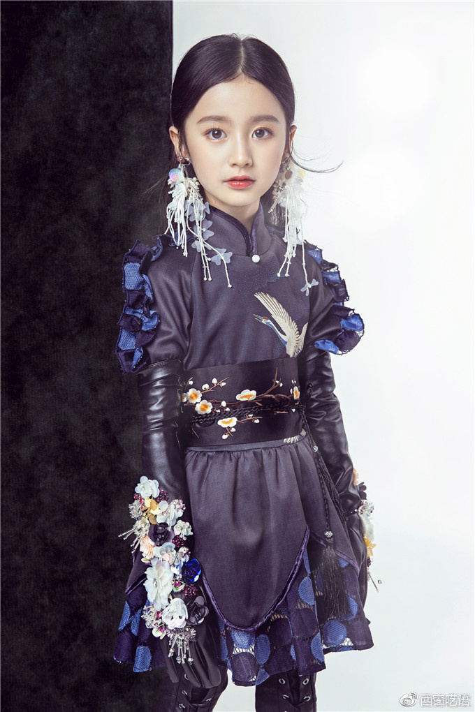 童星歌手李佳蓉金色童年!期中考试第一名!