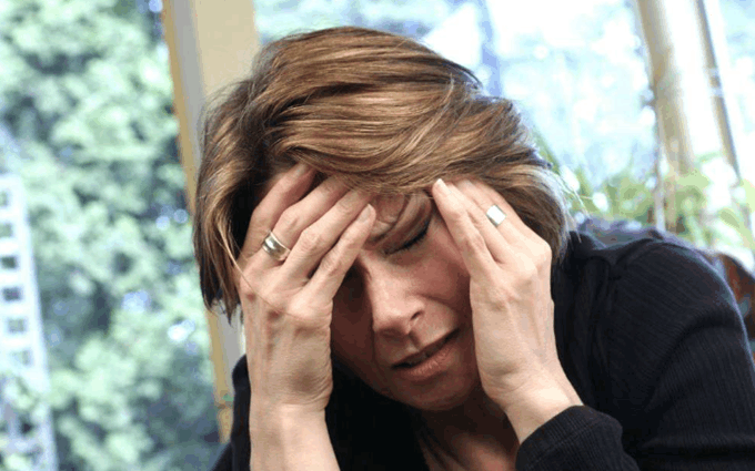 风寒侵入体内,造成发热头痛怎么办?风门穴就是