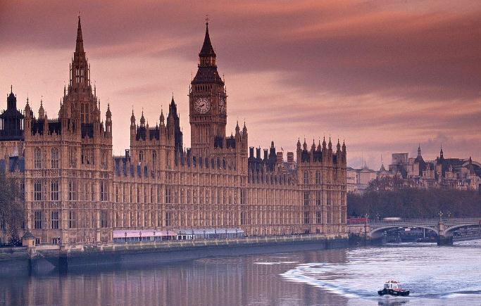 至少提前一年准备, 2018年大三学生申请英国研