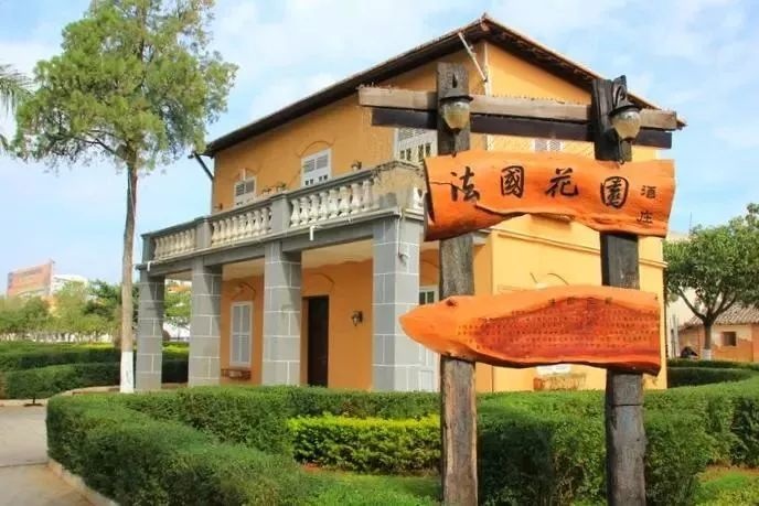 清朝遗留下来的蒙自海关旧址 蒙自海关旧址,是光绪十五年(1889年)清