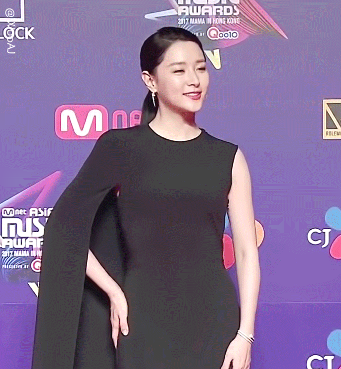 46岁的李英爱，现场状态跟少女一样！