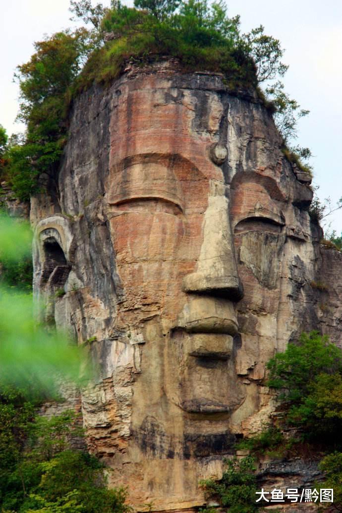 贵州大山里的一尊山体大佛, 头部比四川乐山大