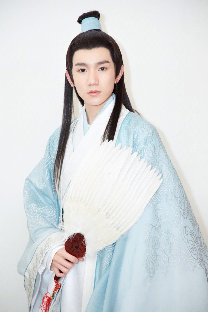 王源的古装扮相 :陌上人如玉,公子世无双