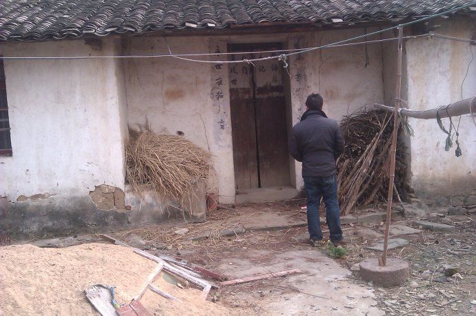 老家拆迁款得61万,婆婆给小叔子49万,一个月后