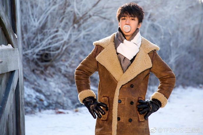 王俊凯微博发文暖心告白粉丝,最后一句才是真