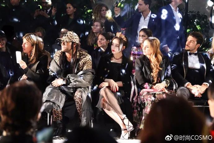 ​时装周进行时，比通稿艳压更高级的套路到底是什么？