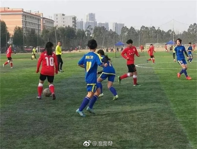 淮南二中女足征战中国中学生足球协会杯获佳绩