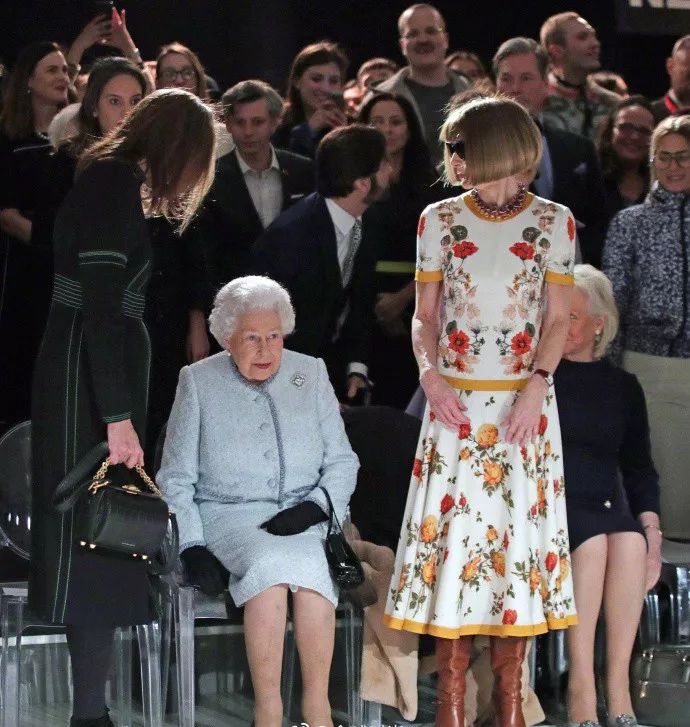 ​时装周进行时，比通稿艳压更高级的套路到底是什么？