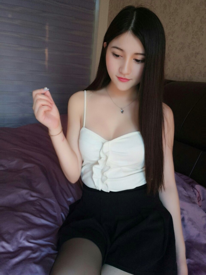 网友毒舌评议：声援王子和她正在一齐-丧尽天良咩咩酱吧！幼丽人鱼反派凭娇媚神颜爆红