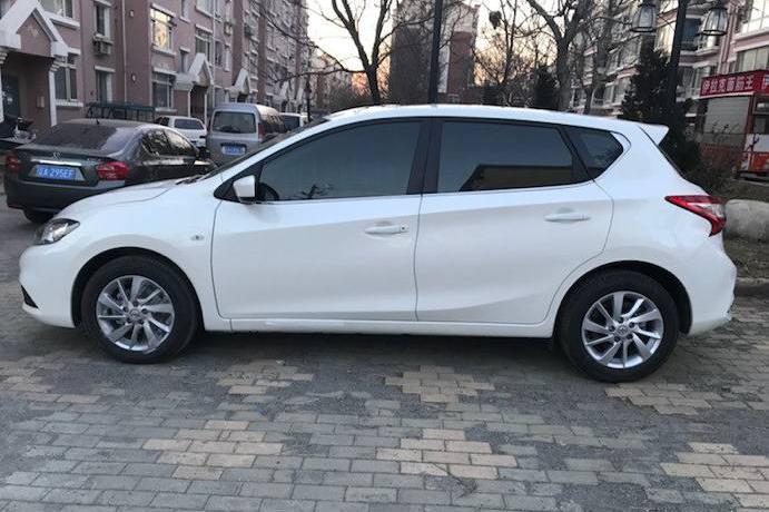 最受欢迎的日系家用两厢车，除了飞度就是日产骐达？