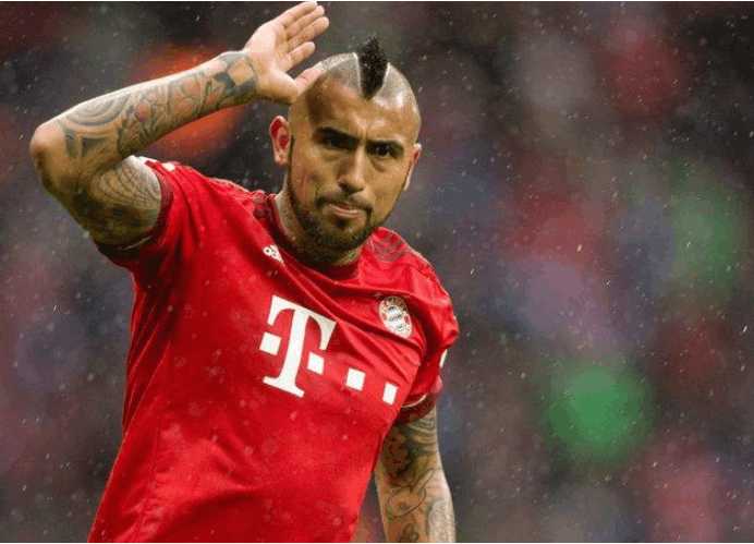 当今足坛堪称逆天B2B中场的足球球星有哪些