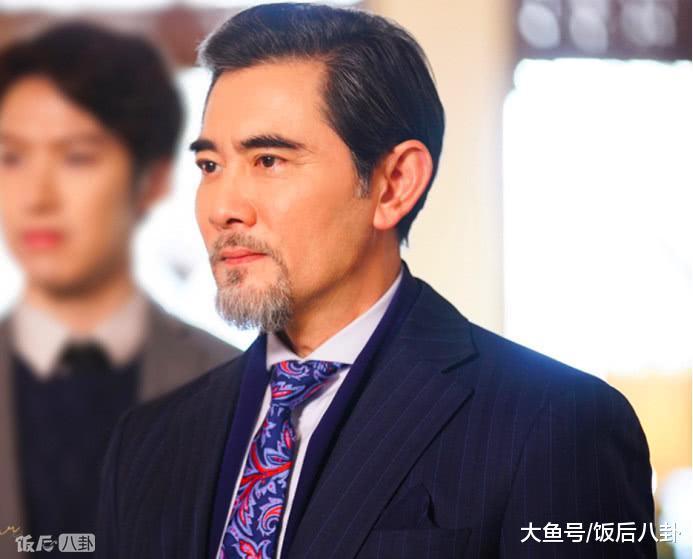 杨幂黄子韬谈恋爱没毛病, 但《谈判官》的广告