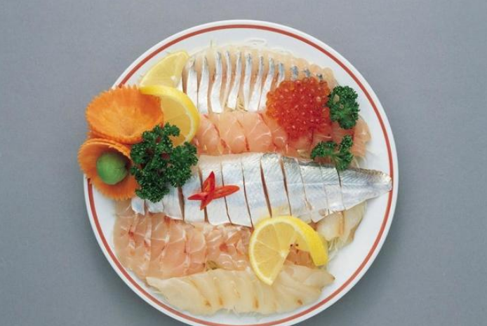 一位日本人评价中餐：中国菜太恶心，还是日本干净！