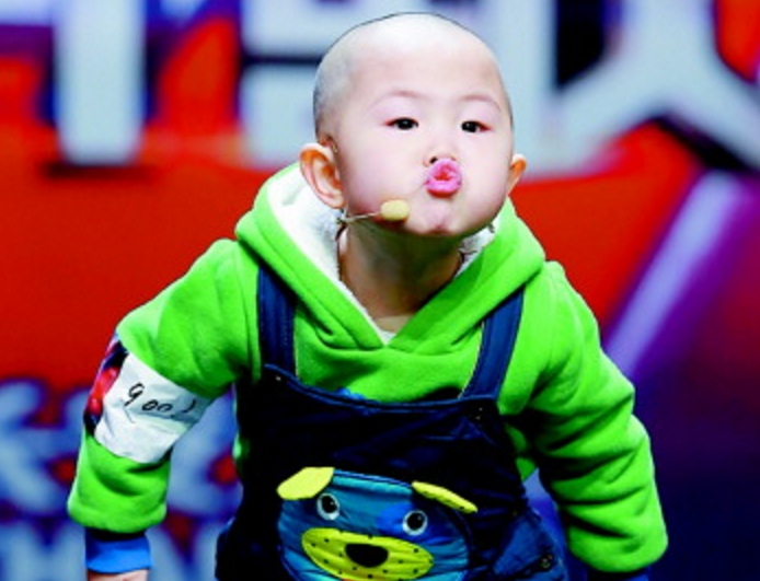 娱乐圈当红的五大童星，张俊豪第四，刘楚恬第二，第一无人能企及