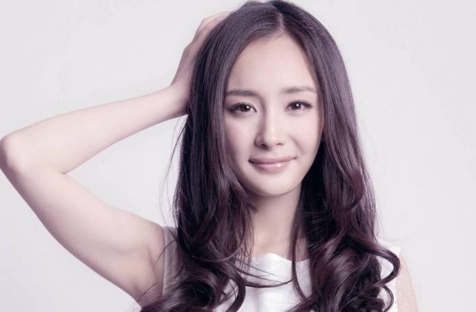 2018年十大当红小花旦, 赵丽颖只排第二, 她是