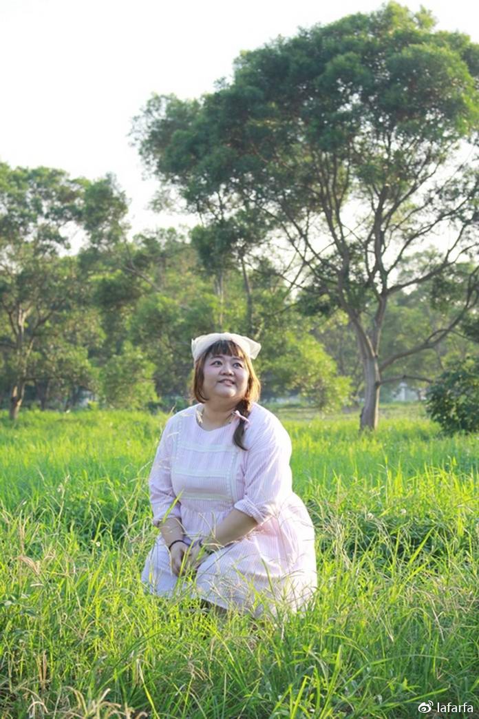 胖女孩森系风格穿搭建议一起来尝试看看