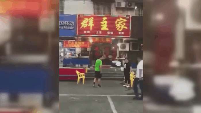 奇葩店名我只做鸭爆红网络外, 生活中还有哪