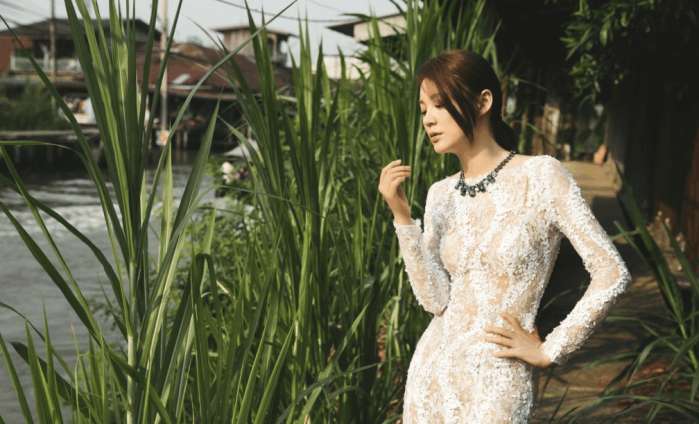 这个妹子会火吗？出演杨幂闺蜜“夏杉杉”，曾被网友“出柜”