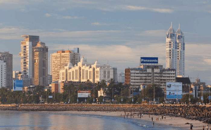 印度人:上海再加把劲就能超过孟买了!中国网友