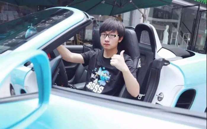 穿越火线cf陈子豪夏佐莫言禽兽狙，那些陪伴我们青春的人!