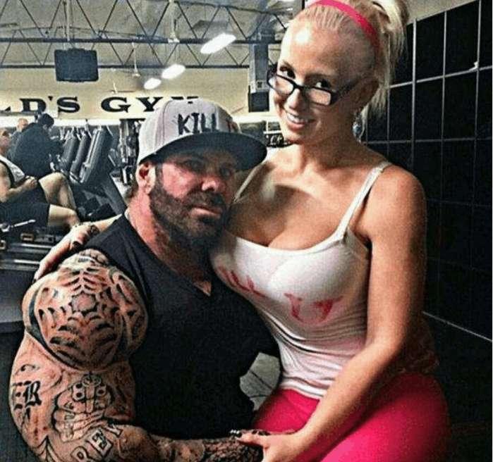 实拍: 280斤巨臂哥与80斤妻子婚后半年去世, 妻子获得万贯家产却没人敢娶!