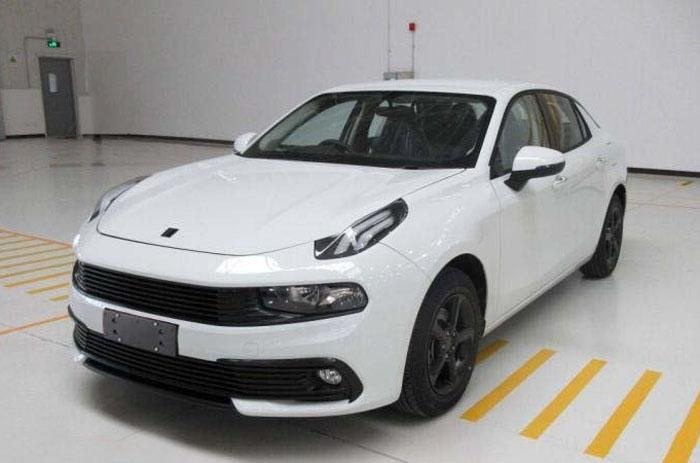 吉利高端品牌首款三厢轿车,领克03量产版,看看高低配有哪些差别