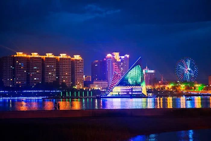 哈密,博乐等12个新疆市县入选全国文明城市提名,有你家乡吗?