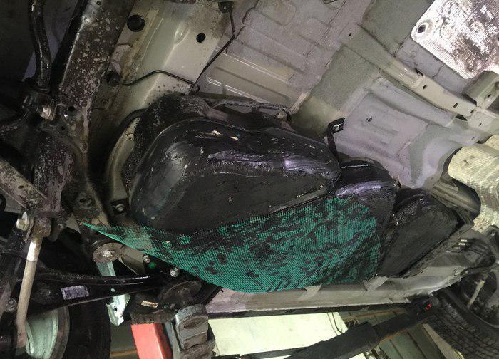 博越大改造贴膜底盘装甲+排气管改装+音改另