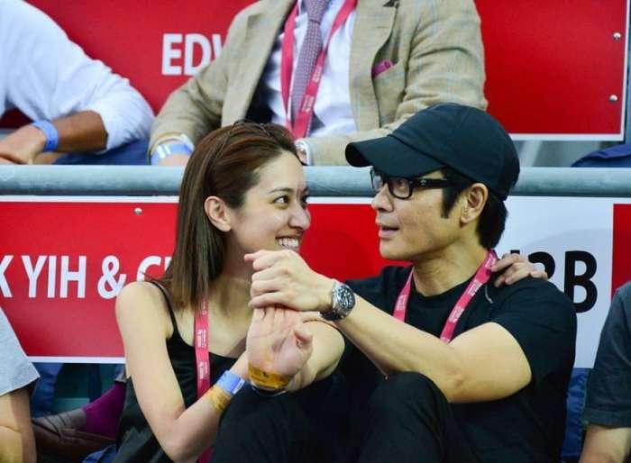 甩了佘诗曼和周丽淇两位美女后, 郑嘉颖小10多岁的现女友不如前任