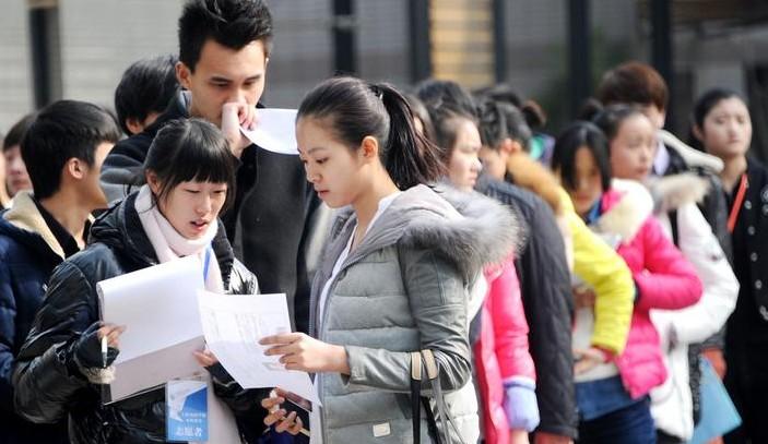 上戏: 艺考化妆学生不得进入考场? 有这样的事!