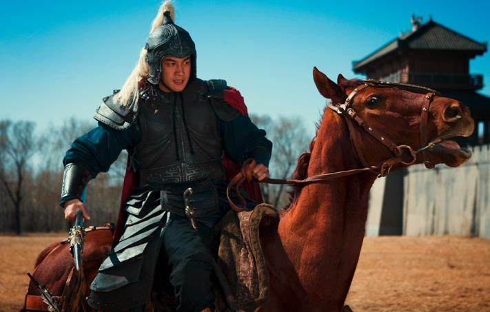 论单挑,三国时期的“第一战神”不是吕布,也不是赵云,而是他