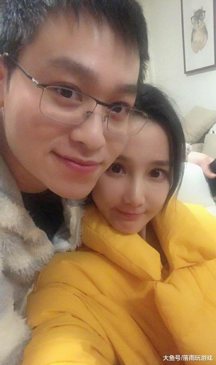 难怪天蚕土豆近日老拖更, 原来和伊芙蕾雅送的礼物有很大关系!